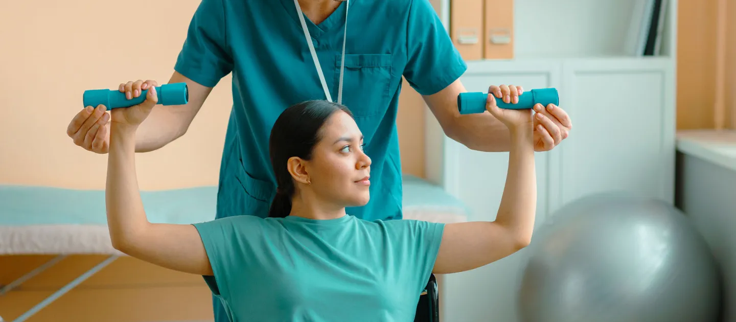 Estudia la Carrera de Terapia Física en ULatina