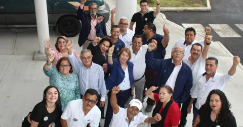 Programa de Extensión de la Universidad Latina Capacita a Personas Adultas Mayores en el Manejo de Redes Sociales